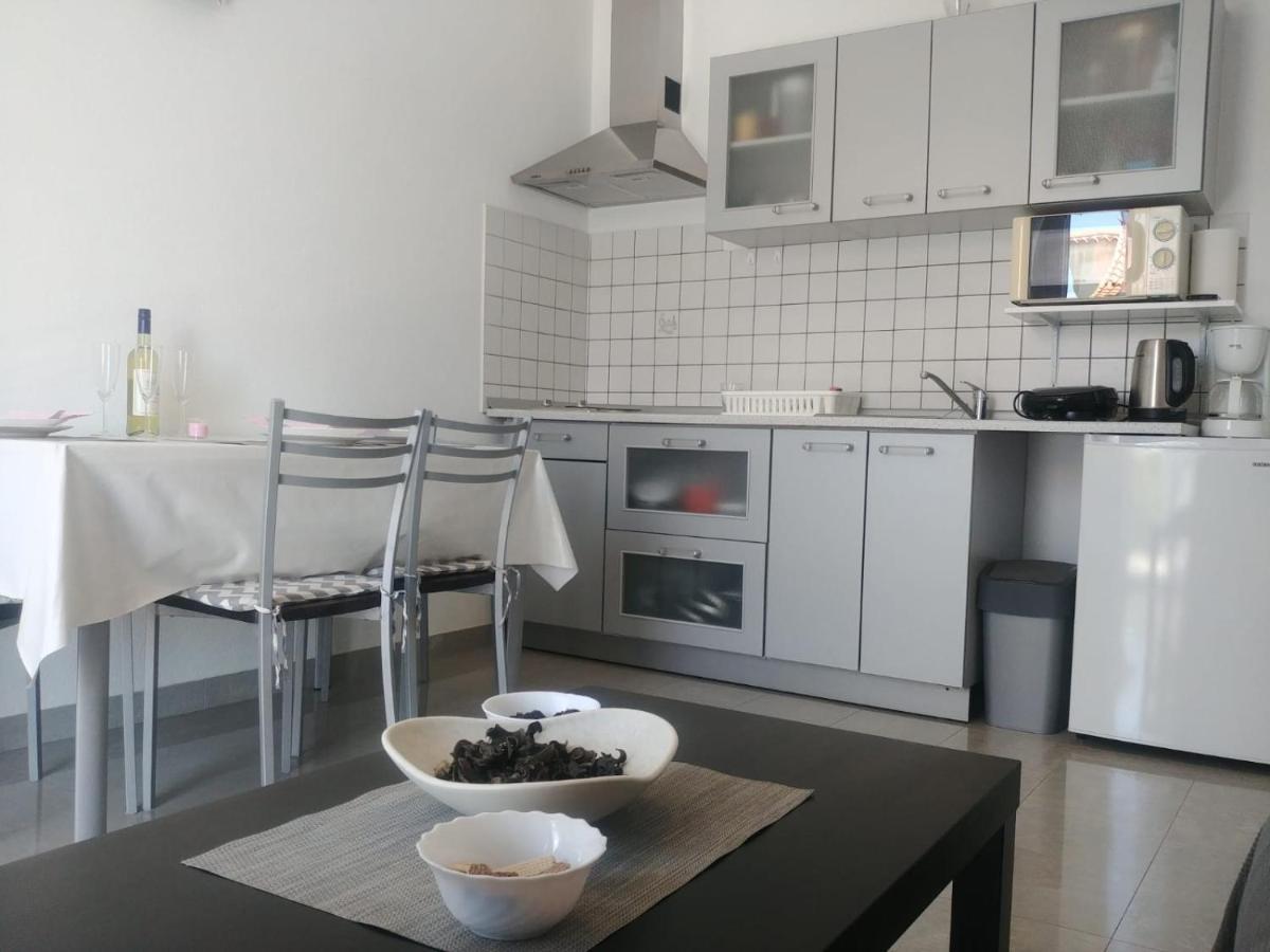 메덜린 Lana Apartman 아파트 외부 사진