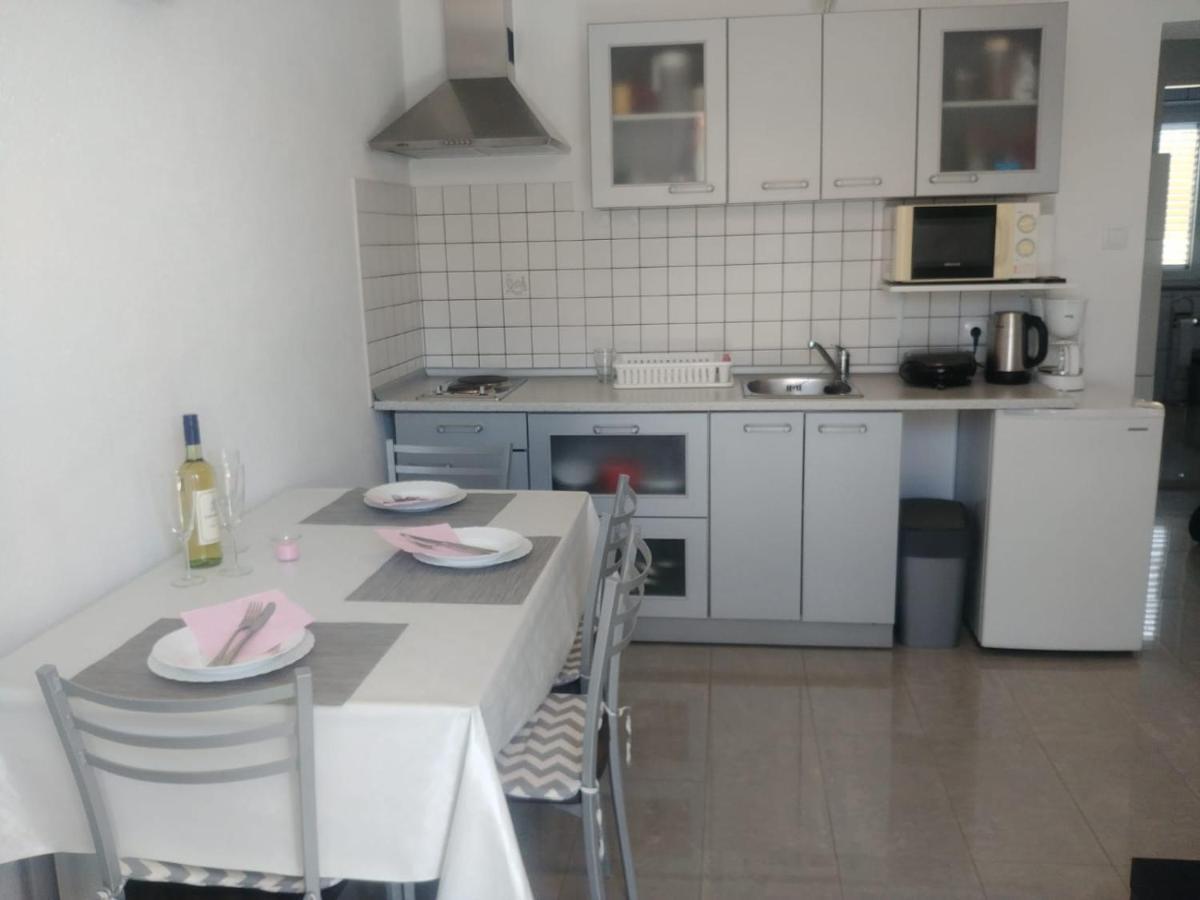 메덜린 Lana Apartman 아파트 외부 사진